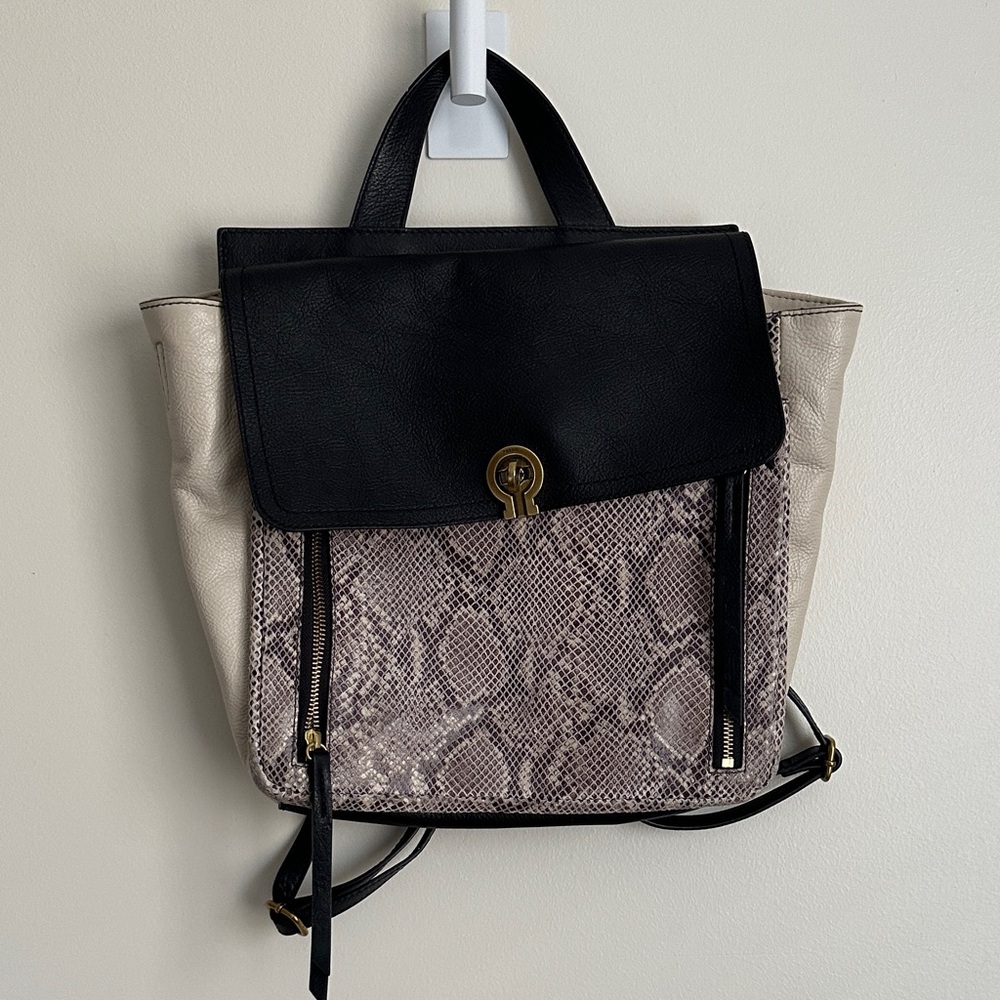 Fossil Amelia Leather Black and Cream Snake Print Convertible Backpack